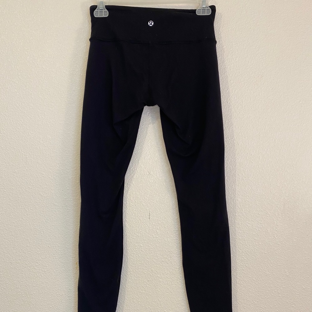 Black lululemon leggings size 4 28”